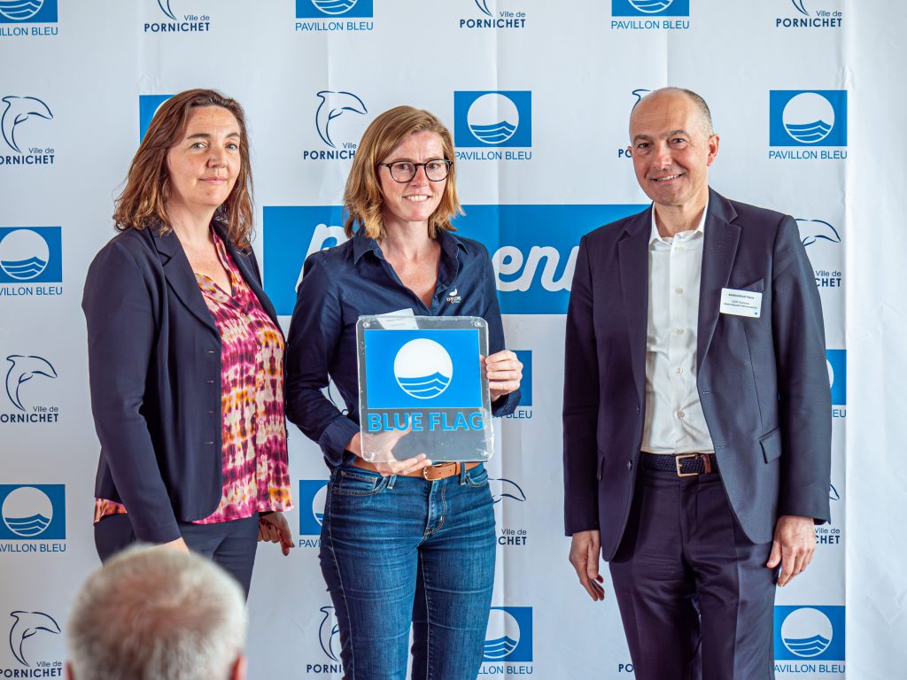 Remise plaque Pavillon Bleu